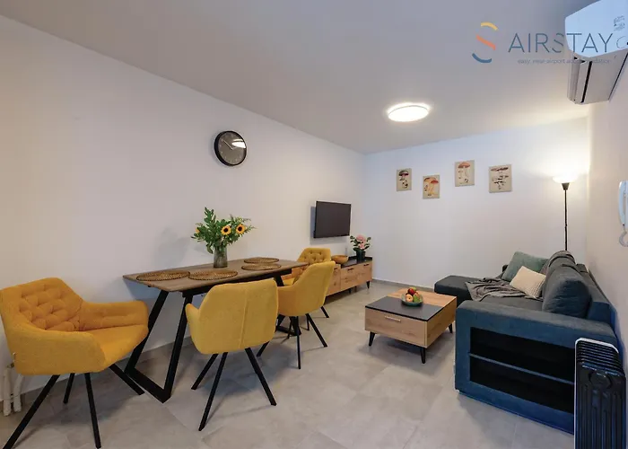 Cheli Apartments Airport By Airstay