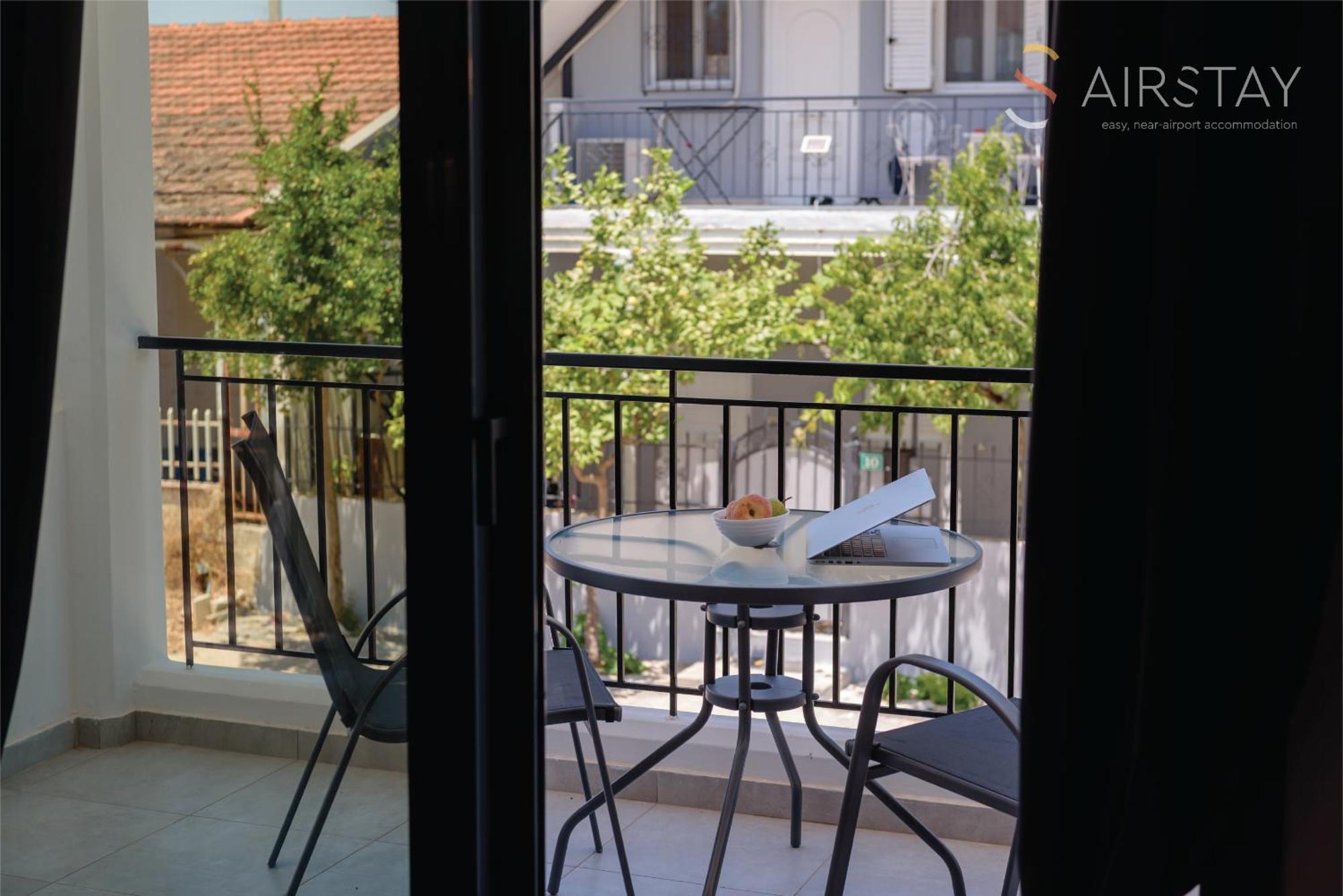 Apartment Cheli Airport By Airstay *